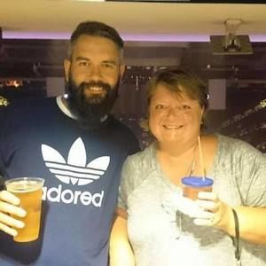 Meet your Posher, Adrian